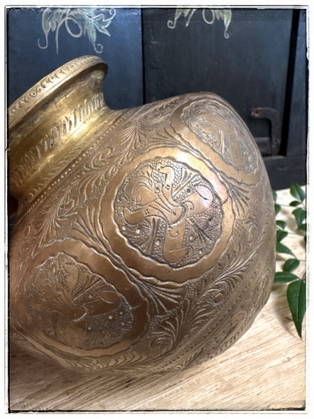 Antique engraved lotas