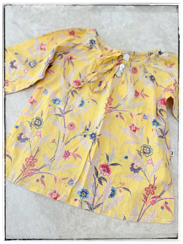 Printed blouse 2yrs + 4yrs