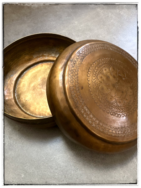 Antique engraved tin