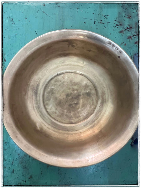 Antique mixing bowls