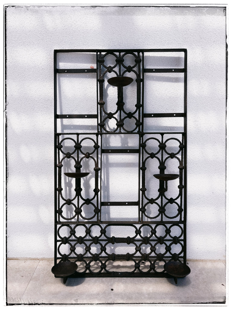 Antique jaali frames with dias