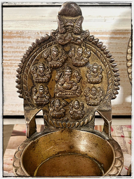 Antique Ganesha Dias