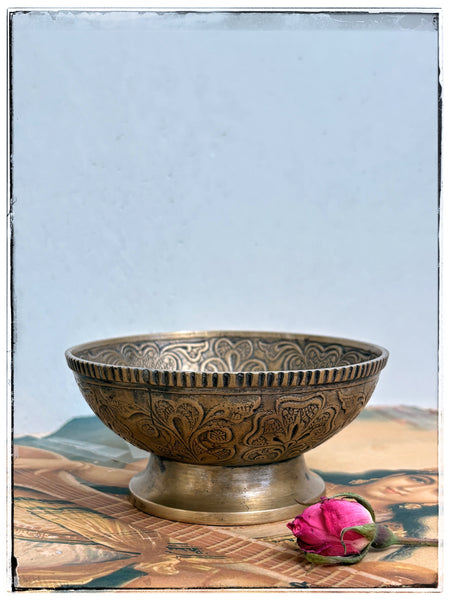 Small vintage peacock bowl