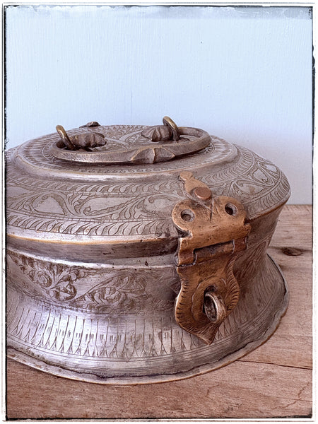Antique embellished tin