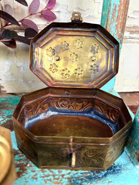 Antique paan box, small