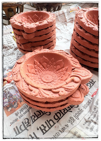 Lotus clay dias- set of 5