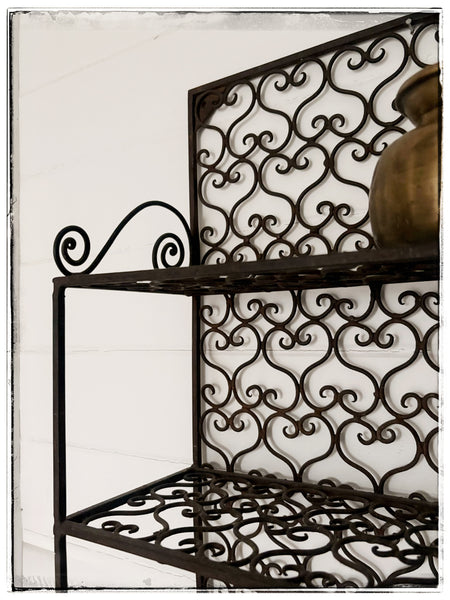 Vintage jaali shelf