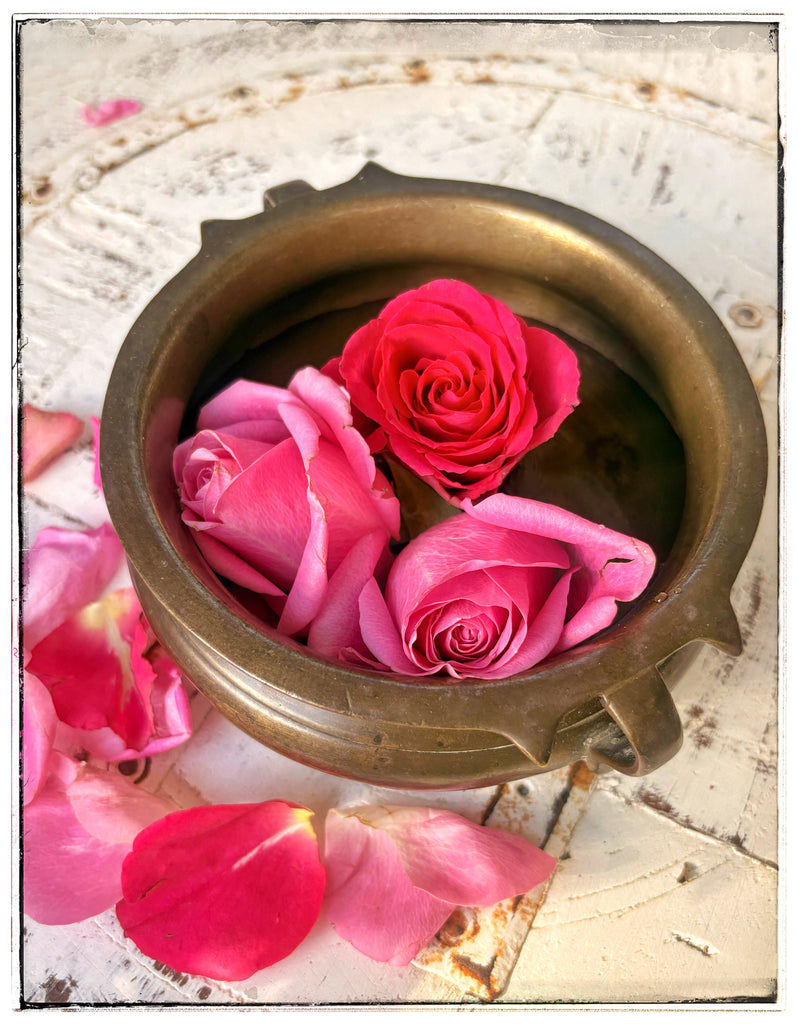 Antique urli bowls