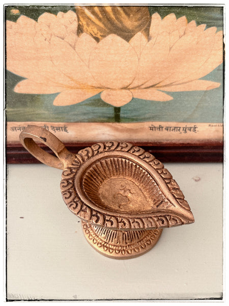 Handmade brass aum dia
