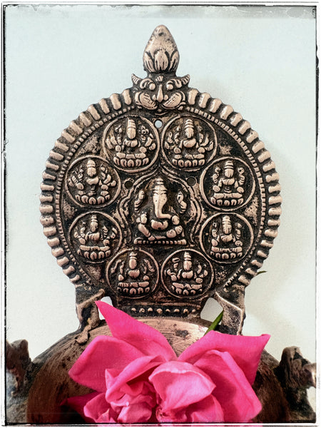 Antique Ganesha dia