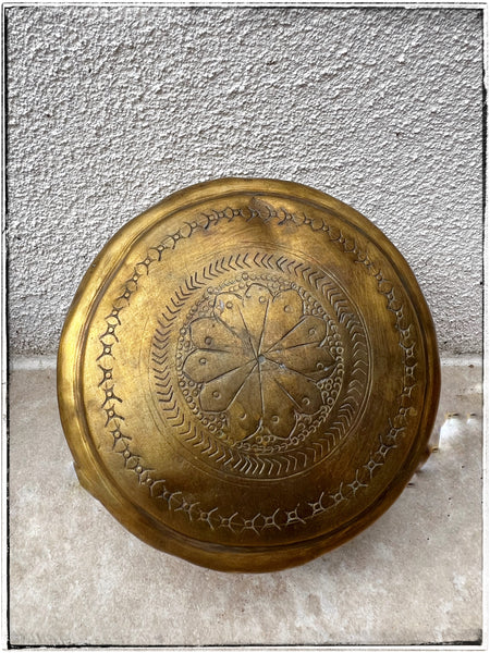 Antique engraved tin