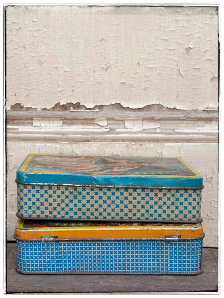 Small vintage Laxmi tin