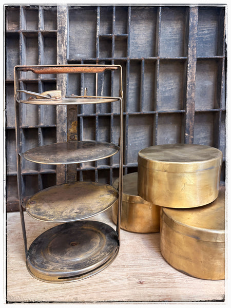 Antique tiffin