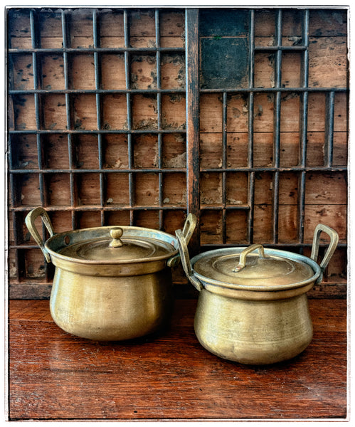 Vintage dahl pots