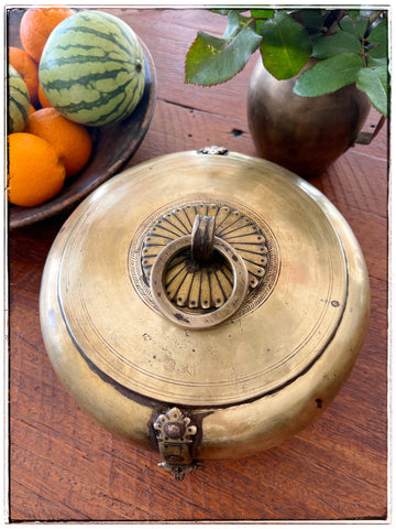 Antique chapati tin XL