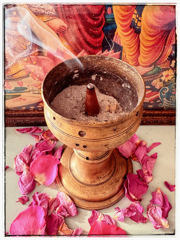 Natural slow-burning lavender dhoop