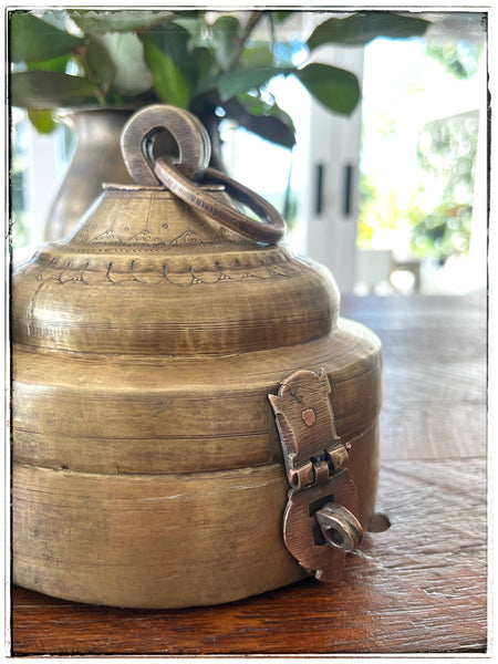 Antique dome tin