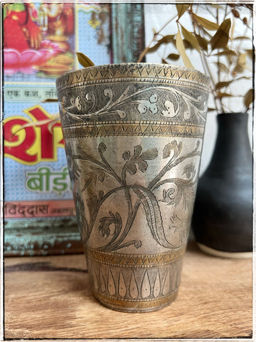 Antique Lassi cup X4
