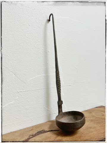 Cast iron ladle