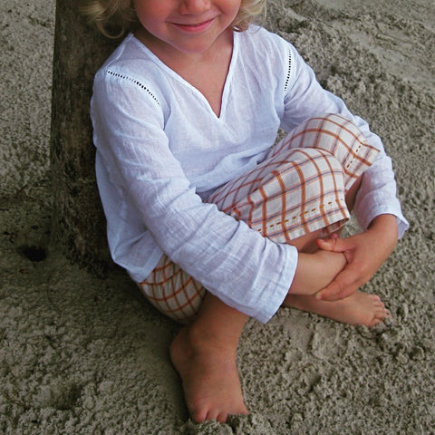 V-neck shirt 4 colours 2-4yrs