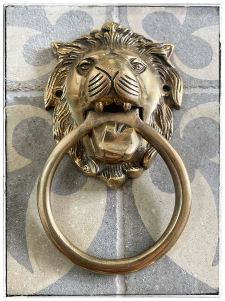 Antique lion door pull