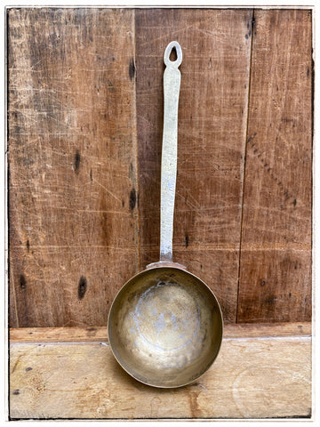 Vintage measuring scoop